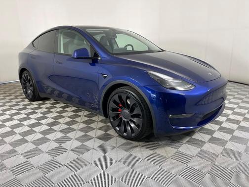 2023 Tesla Model Y Performance