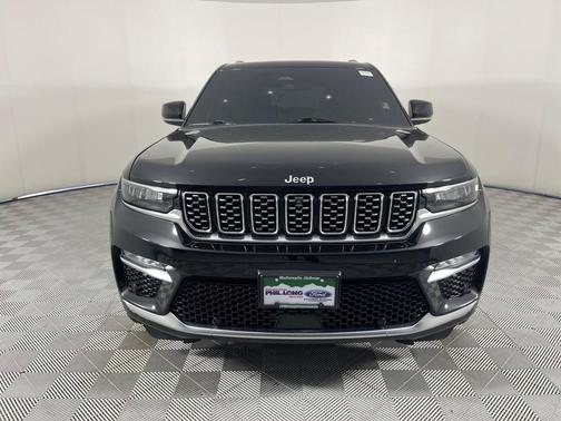 2023 Jeep Grand Cherokee Summit