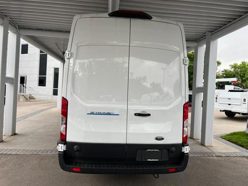 2023 Ford E-Transit Base