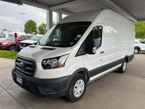 2023 Ford E-Transit Base