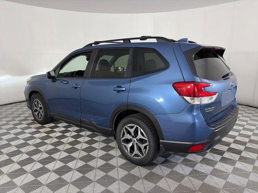 Horizon Blue Pearl 2019 Subaru Forester Premium