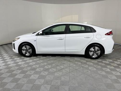 2019 Hyundai IONIQ Hybrid Blue