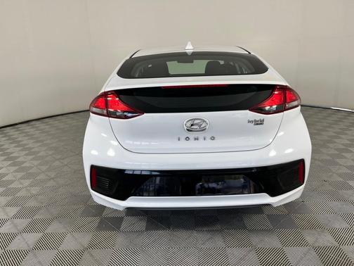 2019 Hyundai IONIQ Hybrid Blue