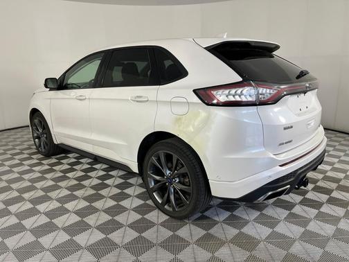 2016 Ford Edge Sport