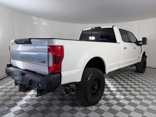 2019 Ford F-350 Platinum