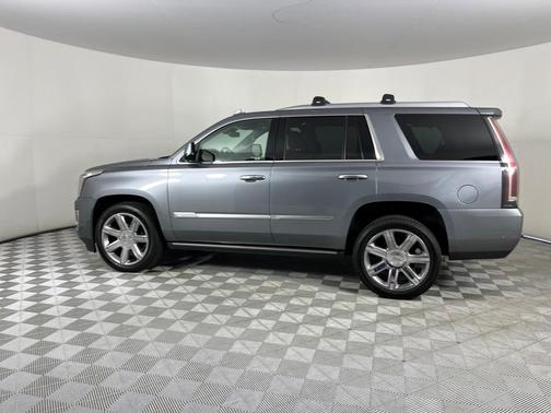 2020 Cadillac Escalade Premium Luxury