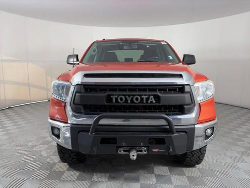 2017 Toyota Tundra SR5