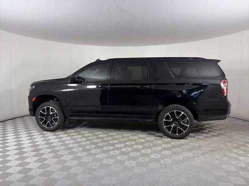 2021 Chevrolet Suburban RST