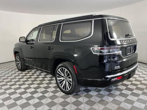 2023 Jeep Grand Wagoneer Series III