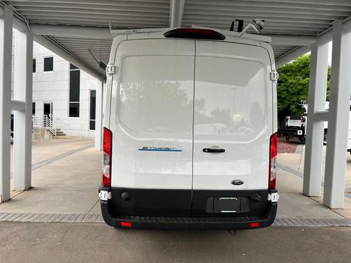 2023 Ford E-Transit Base