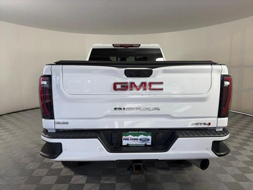 2024 GMC Sierra 3500 AT4