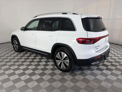 2023 Mercedes-Benz EQB 300 Base 4MATIC