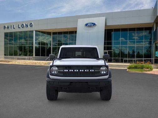 Oxford White 2026 Ford Bronco Big Bend