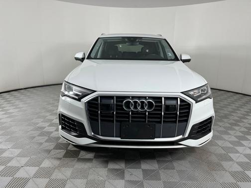 2022 Audi Q7 55 Premium Plus