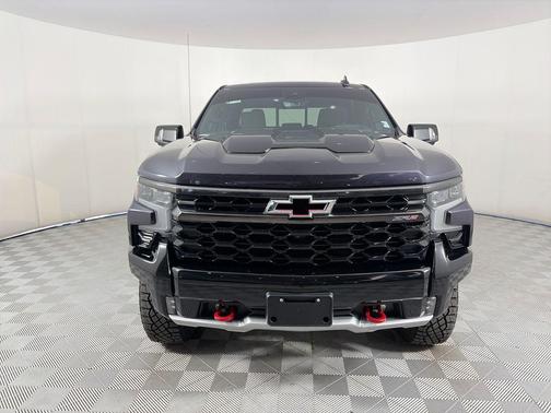 Dark Ash Metallic 2023 Chevrolet Silverado 1500 ZR2