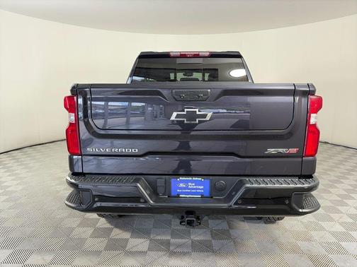 Dark Ash Metallic 2023 Chevrolet Silverado 1500 ZR2