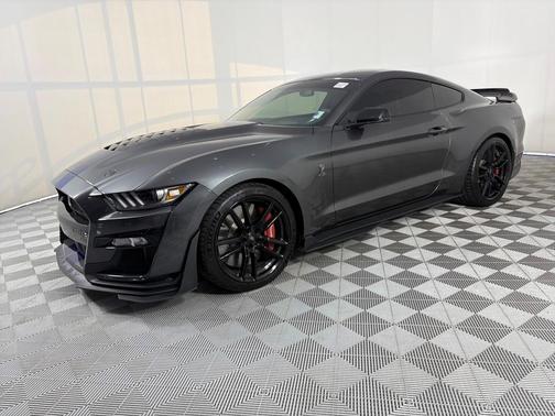 2020 Ford Shelby GT500 Base