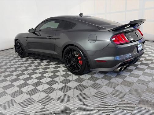 2020 Ford Shelby GT500 Base