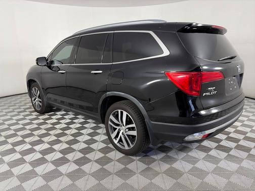 2018 Honda Pilot Touring