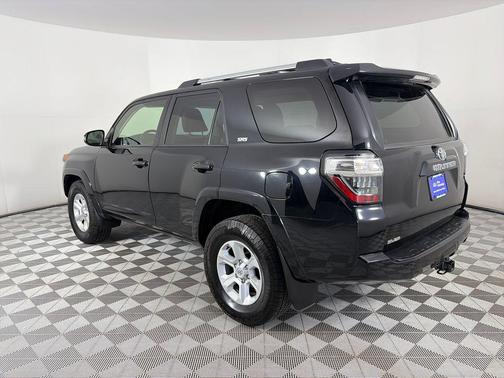 Midnight Black Metallic 2024 Toyota 4Runner SR5 Premium