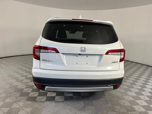 2019 Honda Pilot EX