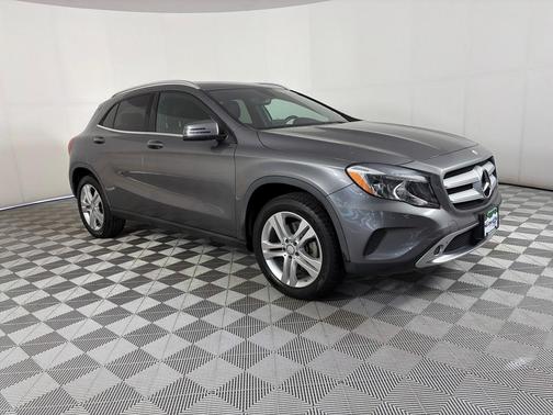 2017 Mercedes-Benz GLA 250 Base 4MATIC