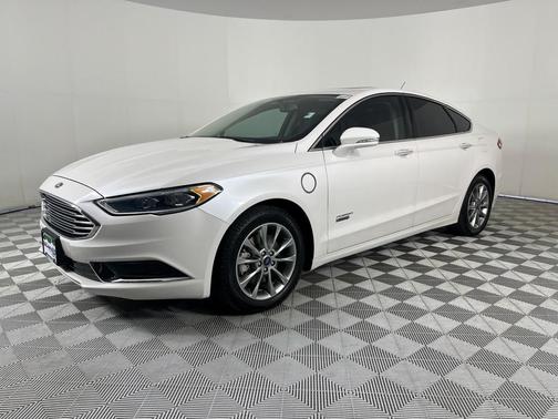 2018 Ford Fusion Energi SE Luxury