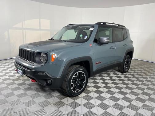 2016 Jeep Renegade Trailhawk