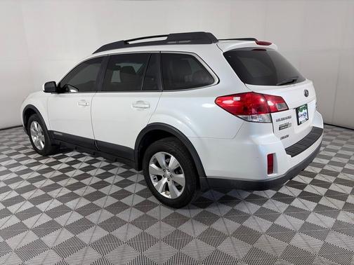 2010 Subaru Outback 3.6R Limited