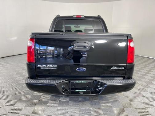 2005 Ford Explorer Sport Trac Adrenalin