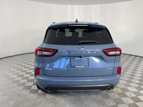 2024 Ford Escape ST-Line Elite