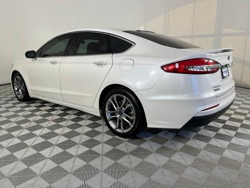 2020 Ford Fusion Hybrid Titanium