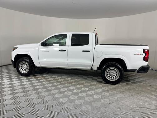 2023 Chevrolet Colorado WT