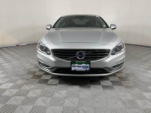 2018 Volvo S60 T5 Inscription Platinum