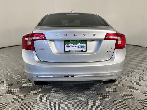 2018 Volvo S60 T5 Inscription Platinum