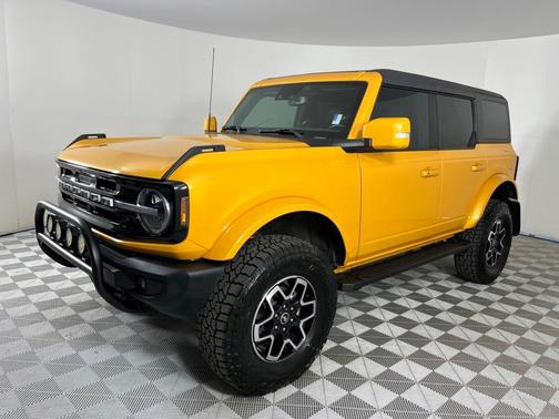 2022 Ford Bronco Outer Banks