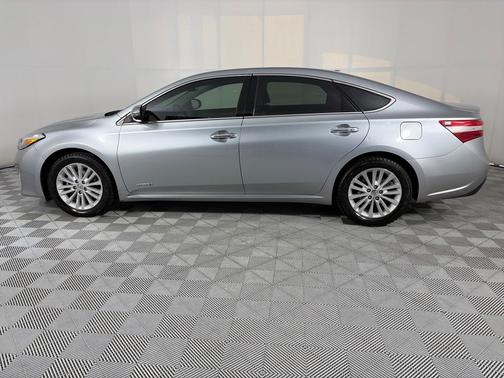 2015 Toyota Avalon Hybrid XLE Touring