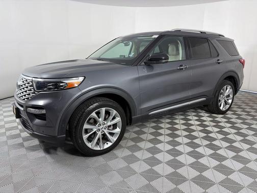 Gray Metallic 2021 Ford Explorer Platinum