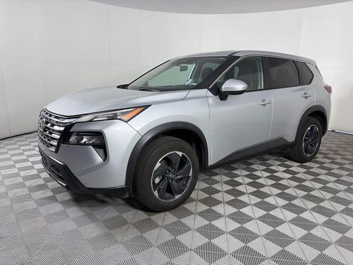 Brilliant Silver Metallic 2024 Nissan Rogue SV
