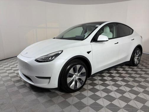 White 2021 Tesla Model Y Long Range