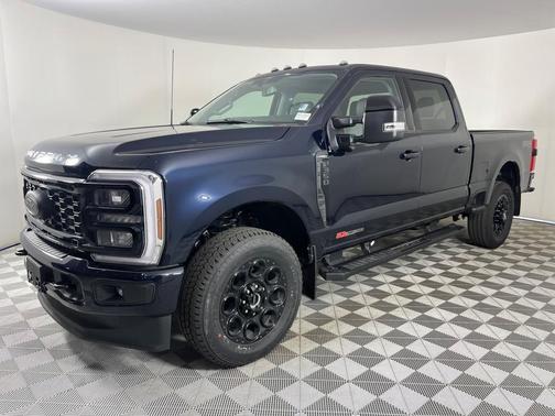 2025 Ford F-350 Lariat Super Duty