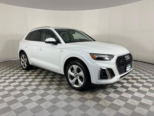 2022 Audi Q5 45 S line quattro Premium