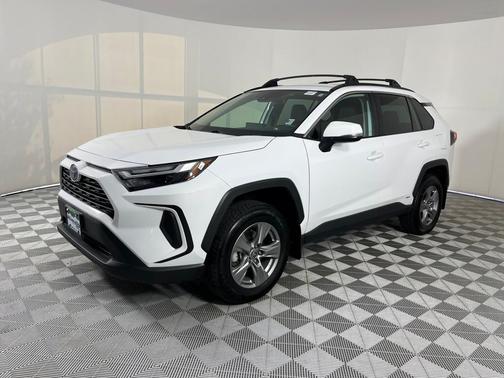2024 Toyota RAV4 Hybrid XLE