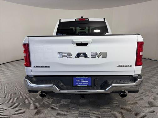 Bright White Clearcoat 2025 RAM 1500 Laramie