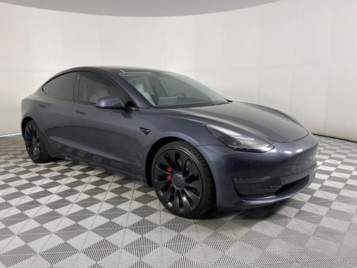 2023 Tesla Model 3 Performance