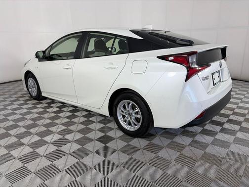 2020 Toyota Prius L