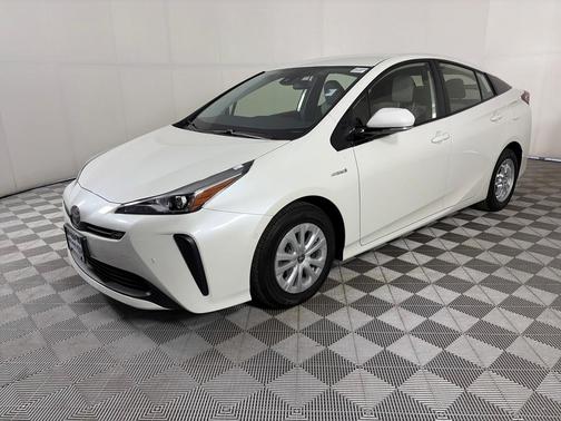 2020 Toyota Prius L