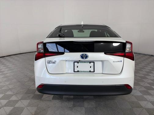 2020 Toyota Prius L