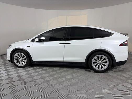 2020 Tesla Model X Long Range