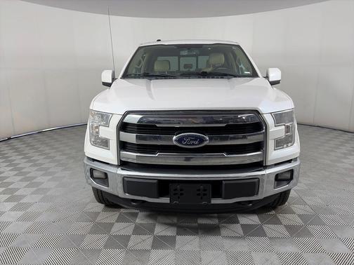 White Platinum Clearcoat Metallic 2016 Ford F-150 Lariat